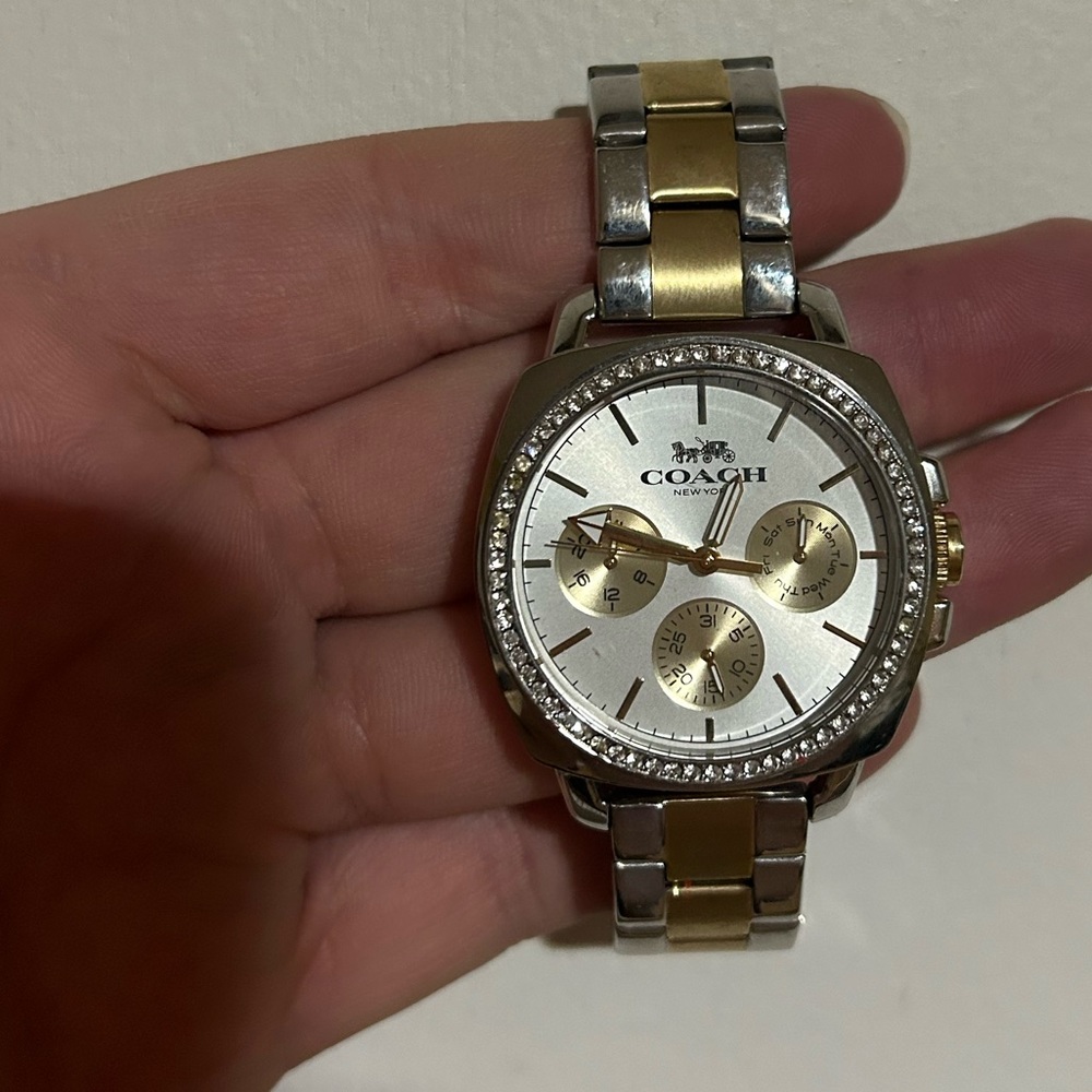 Men’s coach watch